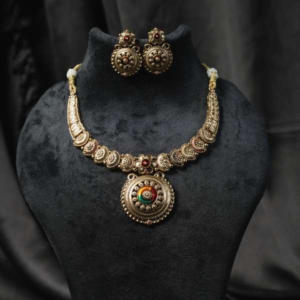 Traditional Antique Kundan Necklace Set